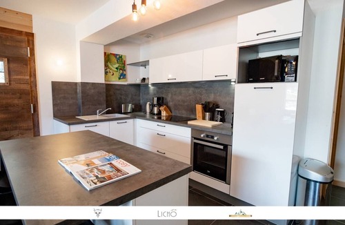 Bonneval-sur-Arc Apartment | Marmotte 1 - New apartment at the foot of the slopes - up to 8 guests