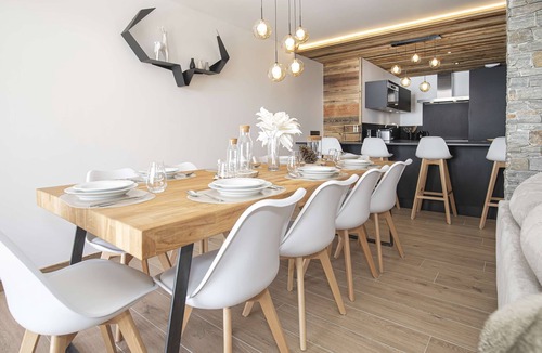 Bonneval-sur-Arc Apartment | Marmotte 103 - New apartment up to 10 guests with stunning view