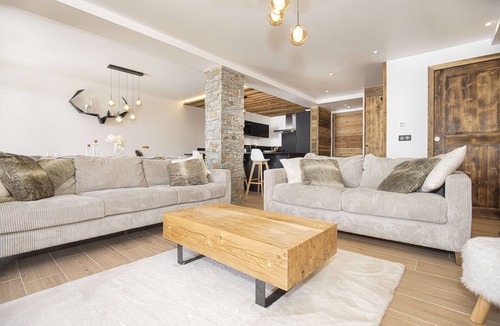 Bonneval-sur-Arc Apartment | Marmotte 103 - New apartment up to 10 guests with stunning view
