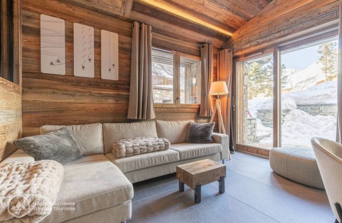 Bonneval-sur-Arc Apartment | Marmotton 01 - Apartment next to the slopes with Nordic bath