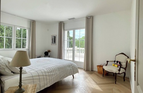 Saint-Cyprien House | Mas 1 hectare, 5 minutes from the beach and the international golf course.