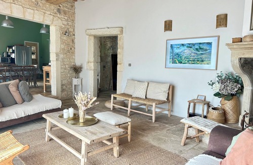 Solerieux House | Mas Bohème with heated pool in Drôme provençale