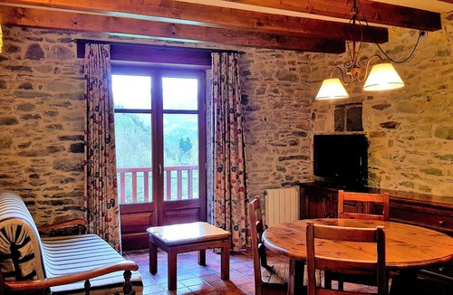 Setcases Apartment | Mas Can Buixat rural apartment for 4 people fully equipped