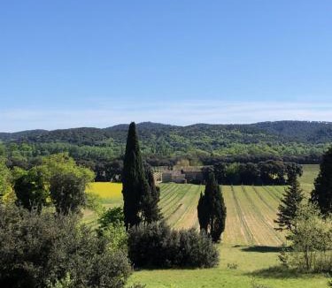 Bollene Bed & Breakfast | mas de costebelle