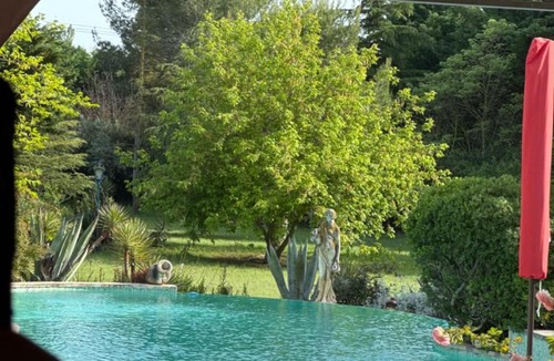 Saint-Laurent-d'Aigouze Bed & Breakfast | Mas de la Montille