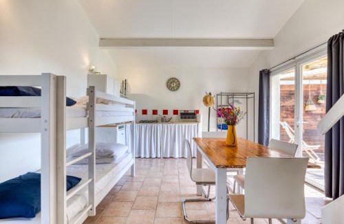 Saintes-Maries-de-la-Mer House | Mas des Cypres - Mazet 5