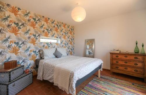 Saint-Hippolyte-le-Graveyron House | Mas des Côtes