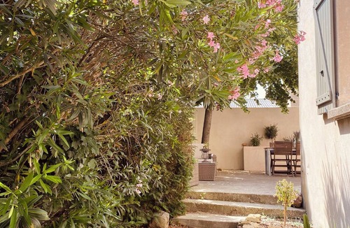 La Baume-de-Transit House | Mas in Drôme provençale with swimming pool