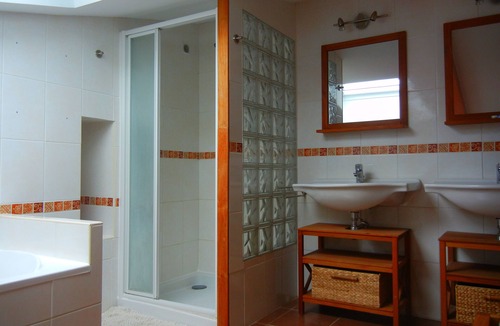 Sauzet House | Mas in Drôme Provençale, 6 bd, 4 bedrooms, private pool