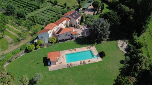 Saint-Michel-de-Llotes Bed & Breakfast | "MAS TRAMONTANE" Maison et Chambres d'hôtes avec vue sur le massif d'El Canigó
