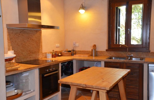 Cabra del Camp House | Masia la Traxa - Wonderful Garden, Natural Pool & Beautiful Nature!