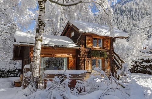 Les Tines Cabin | Mazot Les Tines, with hot tub