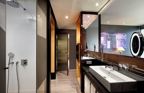 Poblenou Hotel | Melia Barcelona Sky
