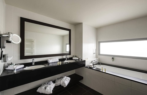 Genas Hotel | Mercure Lyon Genas Eurexpo