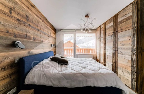 Meribel Centre Apartment | Meribel Chalet - Beautiful 6 room apartment for 10 people in the center of Méribel close to shops and ski slopes