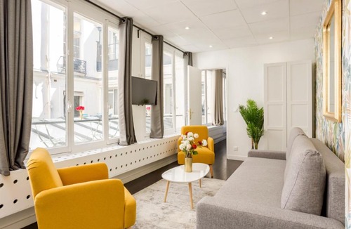 2nd Arrondissement Apartment | Merveil - Family suite - Louvre - Victoires