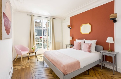 Faubourg-du-Roule Apartment | Merveil Family Suite - Tilsitt - Eiffel Tower view