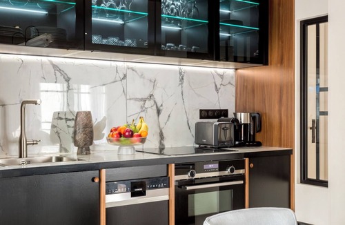 Strasbourg -Saint-Denis Apartment | Merveil Luxury Suite - Bvd Saint Denis