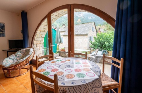Sainte-Enimie House | Mgt052 - Appartement "Le Cintré" 2/4 Pers à Sainte Enimie