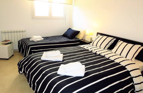 Montgat Apartment | MIA BEACH CITY-apartment, terrace, pool, garage, wifi-internet.