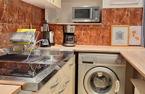 Millau Apartment | Millau cosy, 4 persons Wi-Fi & pets welcome 🐾