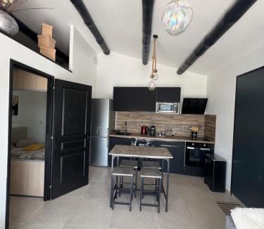 Ensues-la-Redonne Apartment | Mini Villa 30 m2 max 4 personnes
