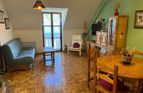 Castiello de Jaca Apartment | Mirador de Castiello