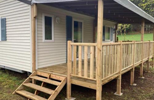 Vic-sur-Cere Other | Mobil-home à Vic-sur-Cère avec terrasse, 2 chambres - API-1-52-1253