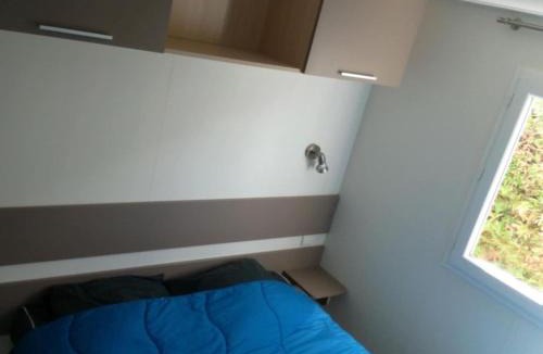 Vic-sur-Cere Other | Mobil-home 31m² avec Terrasse - 5 personnes, 2 Chambres - API-1-52-1257