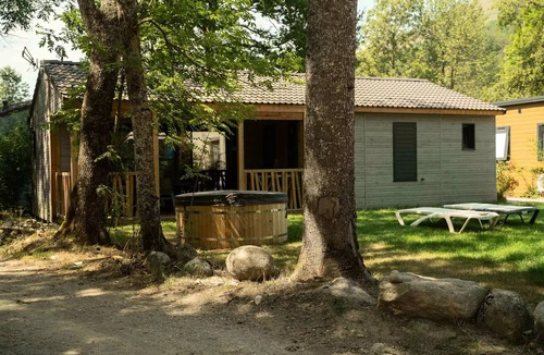 Savignac-les-Ormeaux House | Mobil-home Confort 23m² - 1 bedroom + Covered terrace + Reversible air conditioning + TV 2 persons