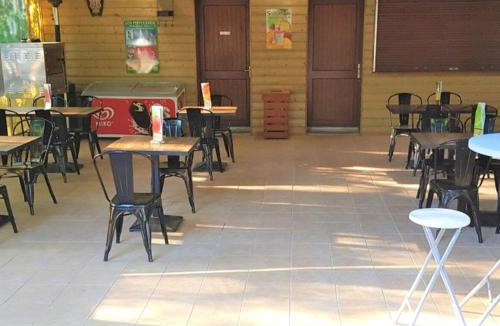 Saint-Gerons Other | Mobil-home confortable avec terrasse à Saint-Gérons - API-1-52-1315