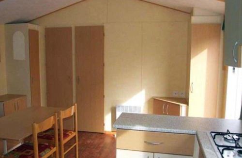 Salles-Curan Other | Mobil home confortable pour 5 pers, terrasse, cuisine équipée - API-1-52-424