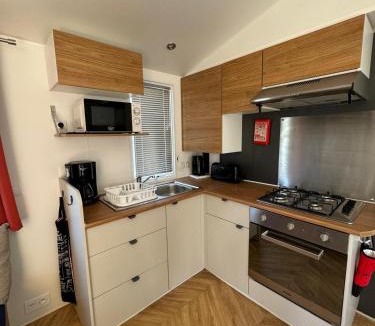 Canet-Plage House | Mobil-home spacieux de 2 chambres 6 personnes