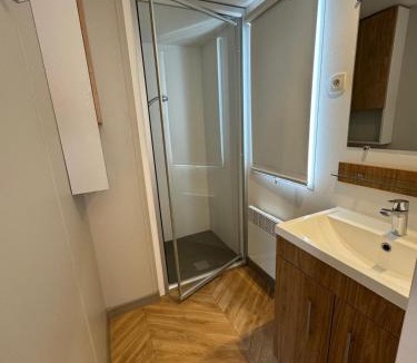 Canet-Plage House | Mobil-home spacieux de 2 chambres 6 personnes