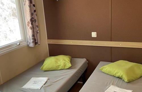 Banes Other | Mobil-home spacieux avec terrasse - 6 personnes - API-1-52-718