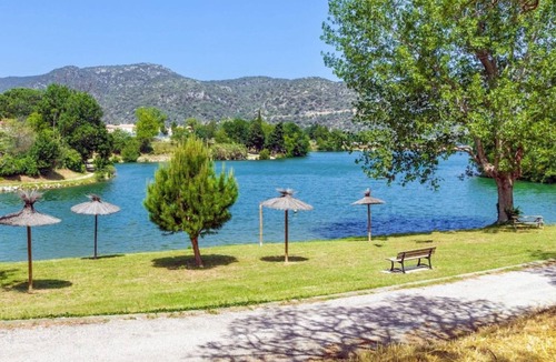 Vinca House | Mobile home AC, pets welcome - 6 guests