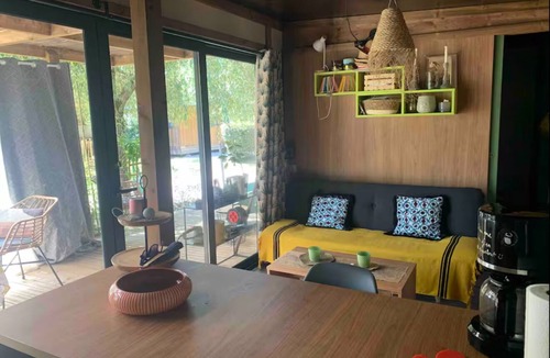 Onesse-et-Laharie Ski Chalet | Mobile Home/Bungalow in the Landes - Quiet, near a lake and beaches.