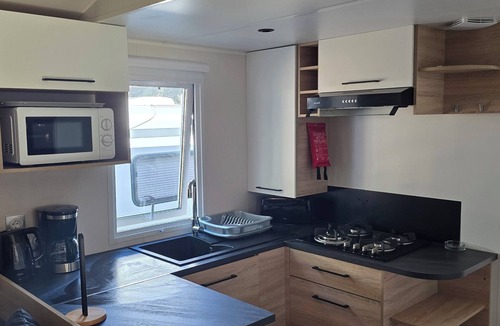 Canet-Plage House | Mobile home by the sea in campsite 4* Mar Estang in Canet en Roussillon