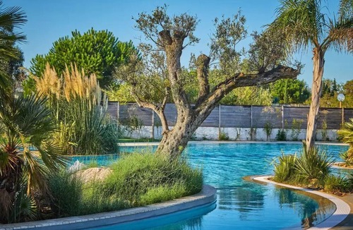 Torreilles House | Mobile Home | Ultimate | 3 Bedrooms | 6 Guests | Raised Deck | A/C | TV