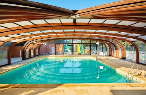 Saint-Maurice-dʼArdeche House | Mobilheim - Raised Terrace
