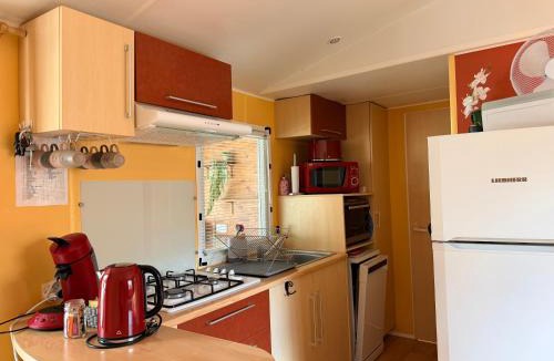 Saint-Gerons Ski Chalet | Mobilhome au bord du lac