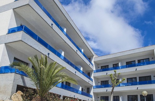 Platja d'Aro Apartment | Modern Apartment, Renovated in 2016, Near Beach, Pool, Parking, Free WiFi, A/C Included