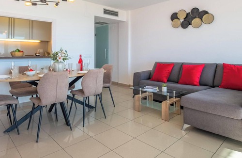 Palamos Apartment | Modern Beachfront Apartment in Palamós