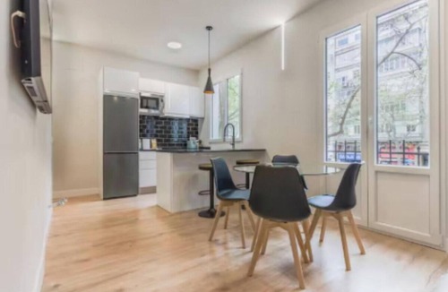 Guindalera Apartment | Modern & Bright 3-Bedroom Apartment in Exclusive Salamanca District