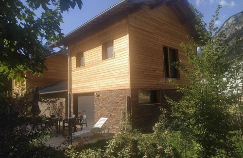 Pralognan-la-Vanoise Ski Chalet | Modern chalet in Pralognan, near center