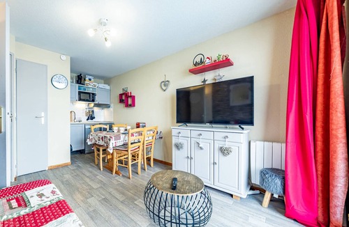 Montgellafrey Apartment | Modern 2-bedroom apartment at the foot of the slopes