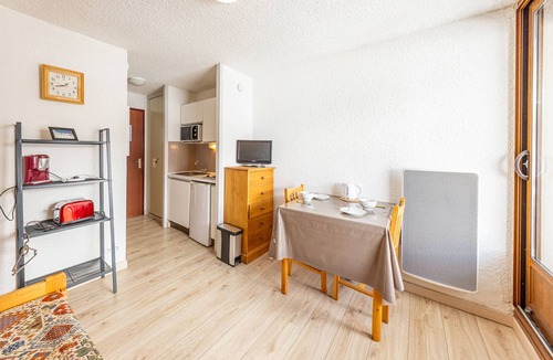 Montgellafrey Apartment | Modern studio ideal for 2, ski-in/ski-out
