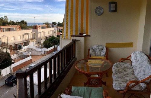 Comarruga Apartment | Modern sea view apartment, 2 steps from the beach, near Barcelona
