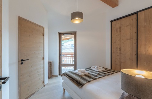 Eclose-Est Apartment | Modern ski-in/ski-out apartment, Alpe d'Huez
