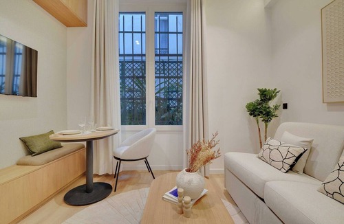 Quartier des Grandes-Carrieres Apartment | Modern studio - 2P - Clignancourt